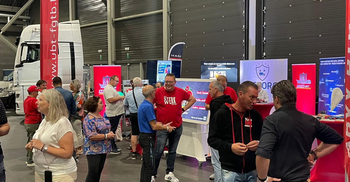 Prestop touchtafel op de beursvloer