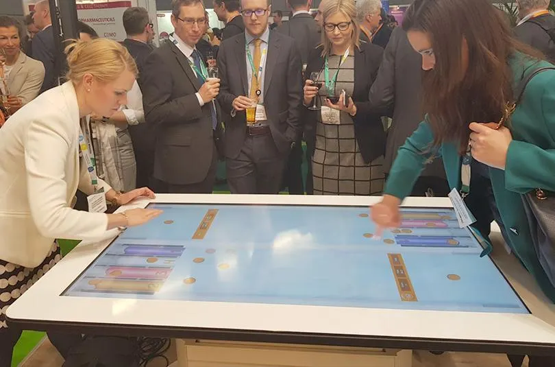 Prestop touchscreen tafel Health Holland