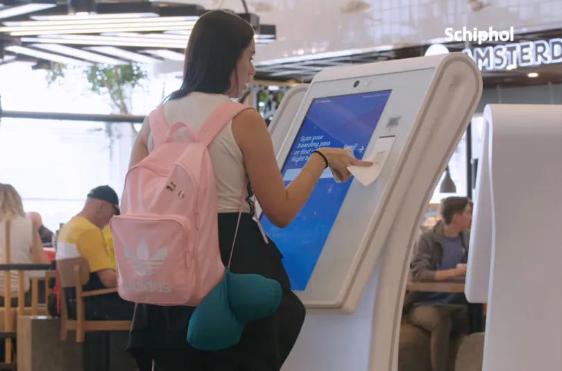 Schiphol Self Service Kiosk Informatiezuil