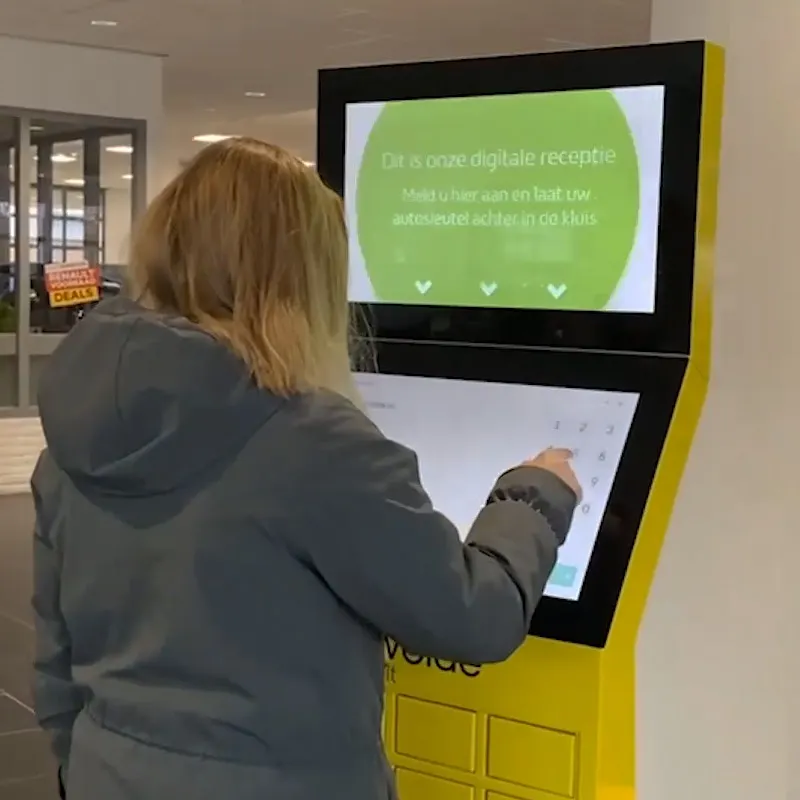 Locker en vending kiosk