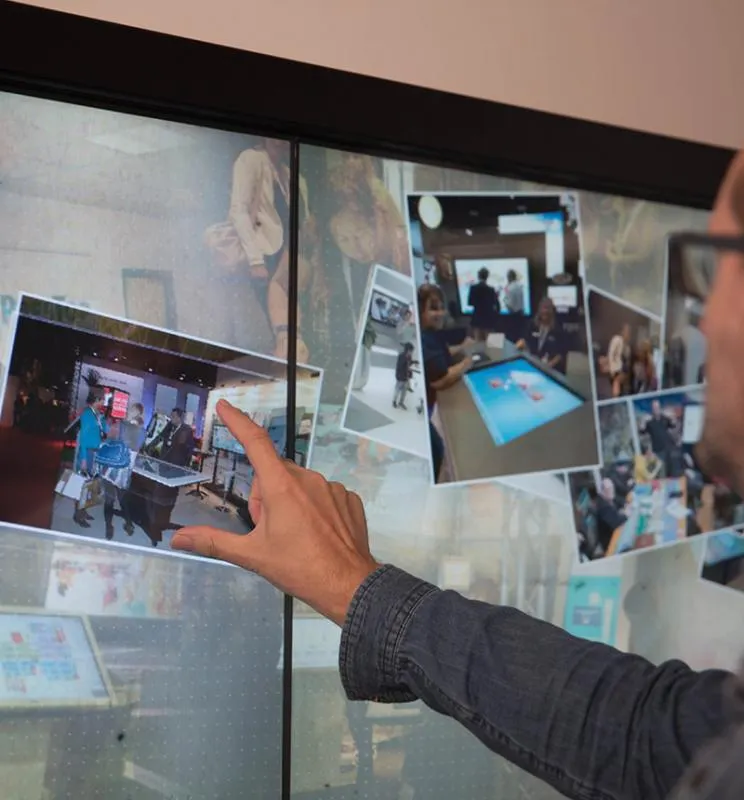 Timeline videowall