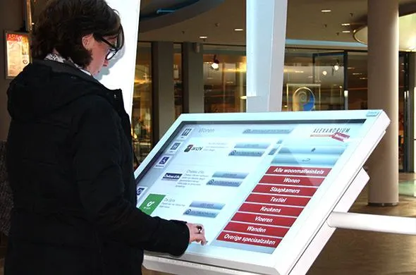 Gemakkelijk de weg vinden in Woonmall Alexandrium met Omnitapps Wayfinding