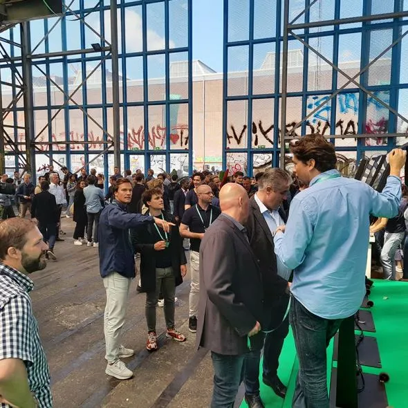 Video: Aftermovie Adyen met Prestop zuilen in Amsterdam