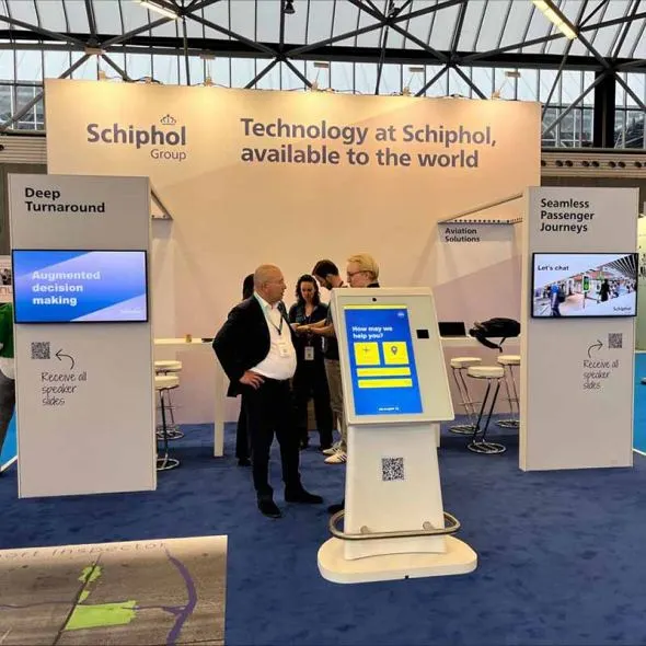 Schiphol informatiezuilen op World Aviation Festival