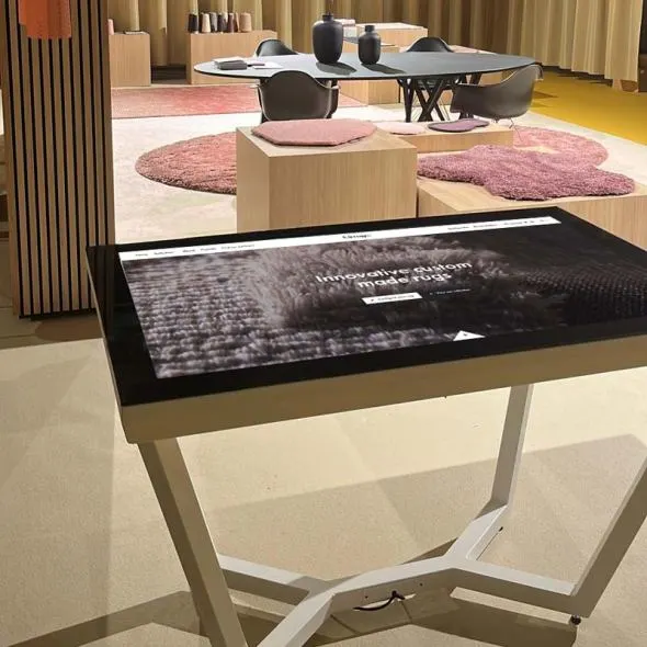 CSrugs huurt designer touchtafel voor designer beurs