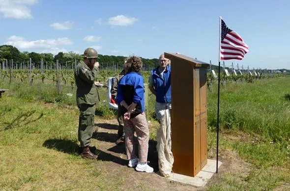 Outdoor informatiezuil voor oud oorlogsgebied Groesbeek