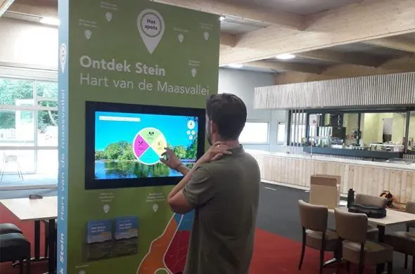 Gemeente Stein heeft nu Prestop touchscreens en Omnitapps om mensen Zuid-Limburg te laten ontdekken