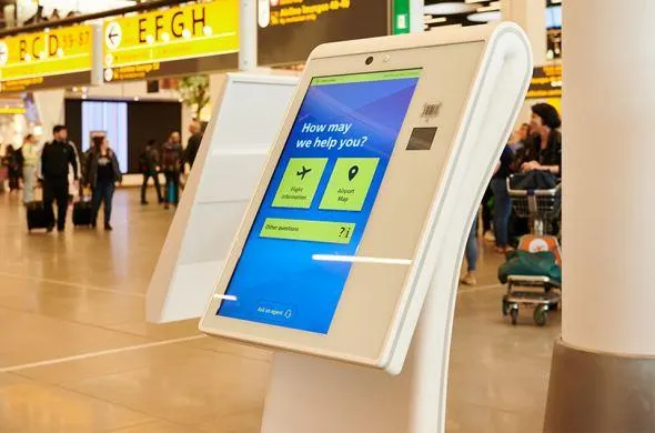 Prestop infozuil op Schiphol: het nieuwe toevluchtsoord voor radeloze reizigers