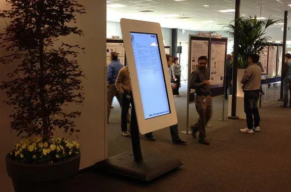 Giant tablet voor het ASML Technology Conference 2014